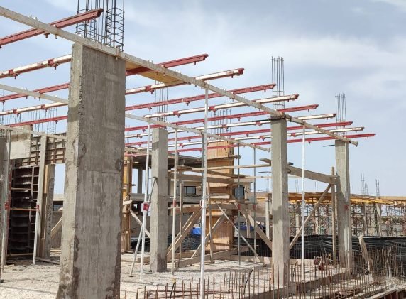 {"sha1":"c03b4ea6d281fdd7d9f8cfd1217d217c48f72f37","ext":"jpg"}